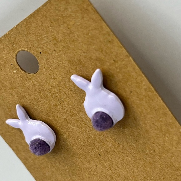Purple behind view of a rabbit stud earrings - Picture 3 of 3